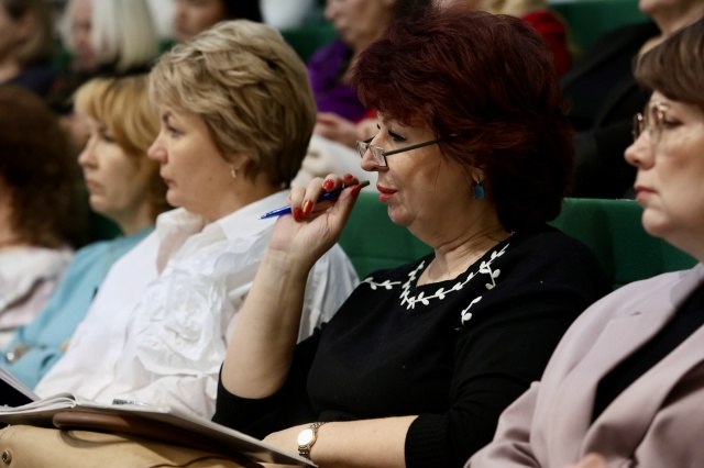 Накануне публичных слушаний по проекту бюджета города на 2026 год и плановый период 2027 и 2028 годов состоялось рабочее совещание с руководителями учебных заведений, подведомственных управлению образования Накануне публичных слушаний по проекту бюджета города на 2026 год и плановый период 2027 и 2028 годов состоялось рабочее совещание с руководителями учебных заведений, подведомственных управлению образования