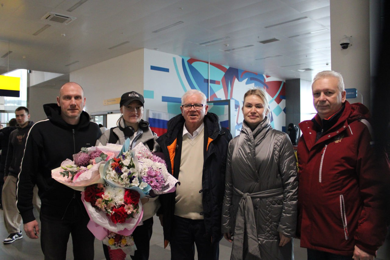 В челябинском аэропорту встретили новую чемпионку Европы по тхэквондо В челябинском аэропорту встретили новую чемпионку Европы по тхэквондо