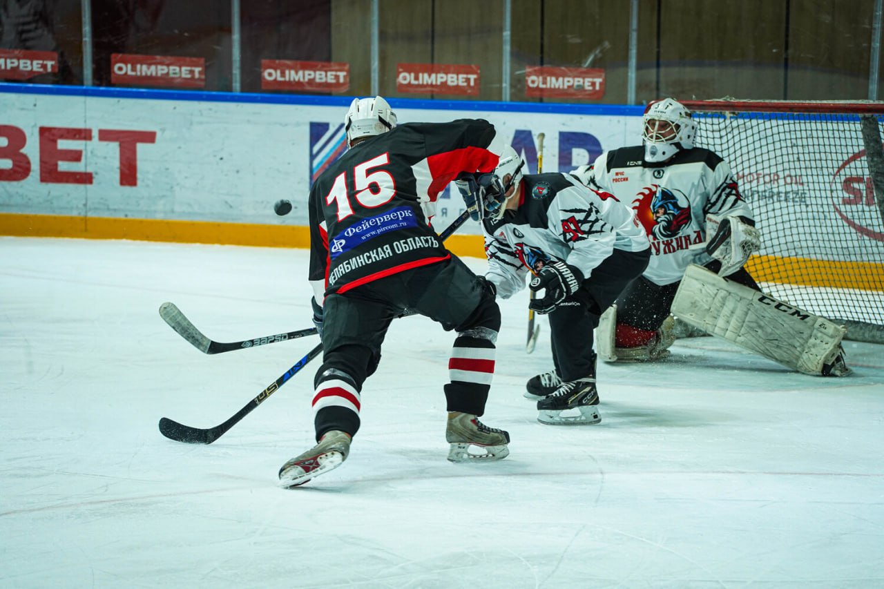 В Челябинске стартовал региональный этап Офицерской хоккейной лиги В Челябинске стартовал региональный этап Офицерской хоккейной лиги