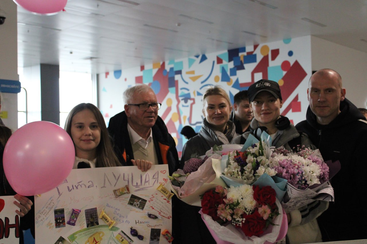 В челябинском аэропорту встретили новую чемпионку Европы по тхэквондо В челябинском аэропорту встретили новую чемпионку Европы по тхэквондо