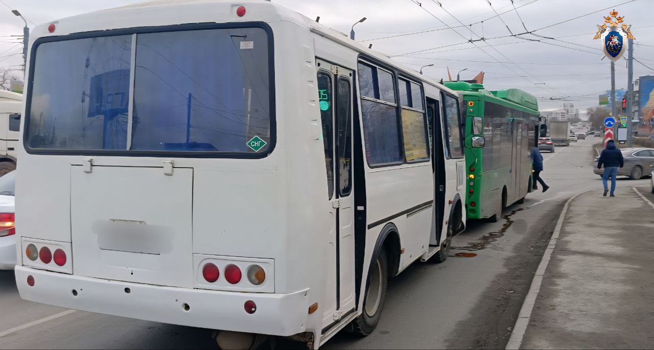 В Челябинске следователем регионального СКР возбуждено уголовное дело по сообщению о травмировании пассажиров автобуса в результате ДТП