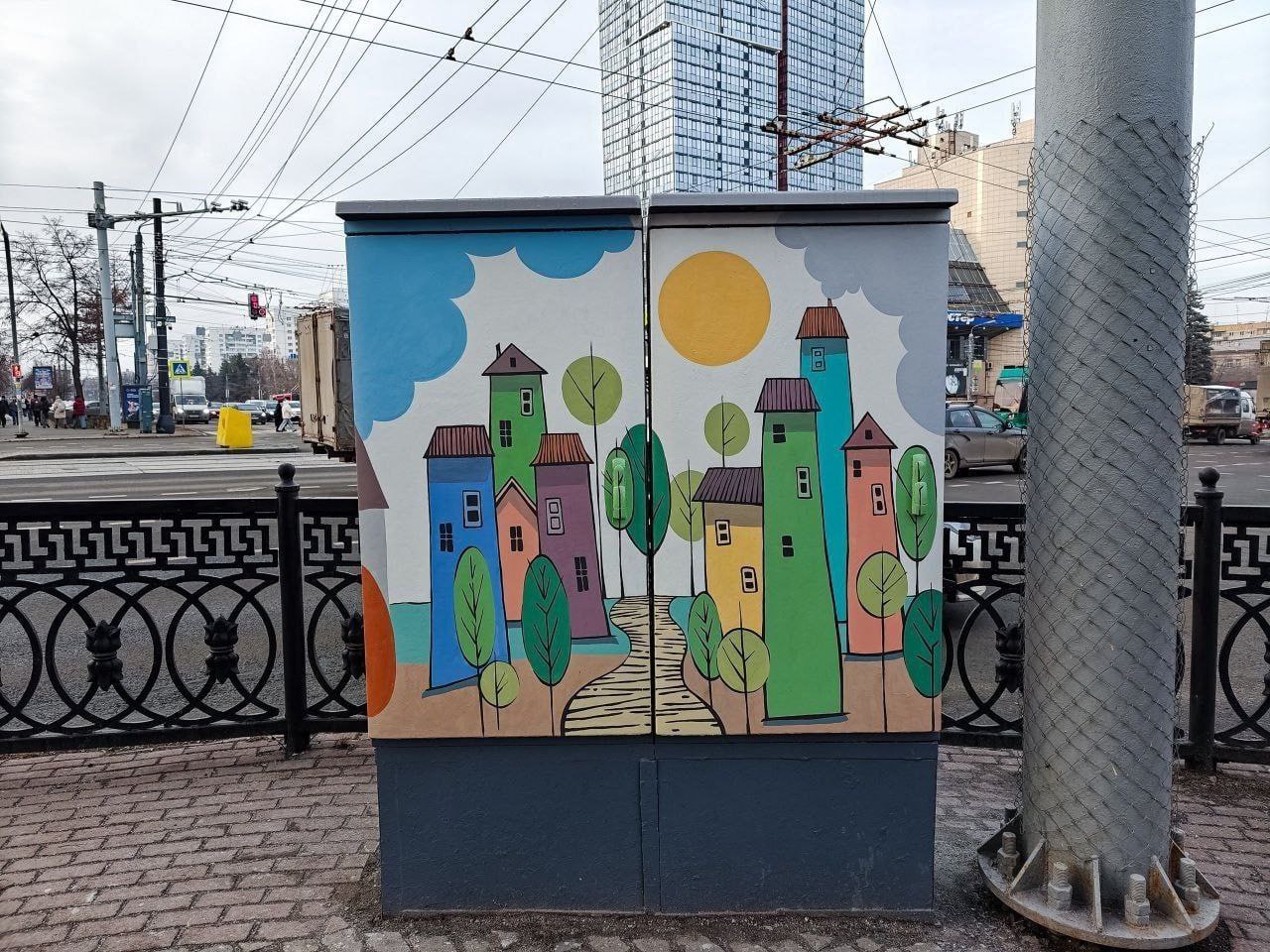 В Челябинске преобразились трансформаторные шкафы В Челябинске преобразились трансформаторные шкафы