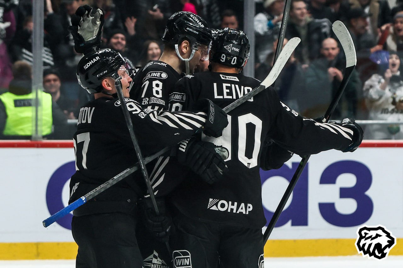 По две шайбы в каждом из трех периодов позволили челябинскому «Трактору» разгромить «Сочи»