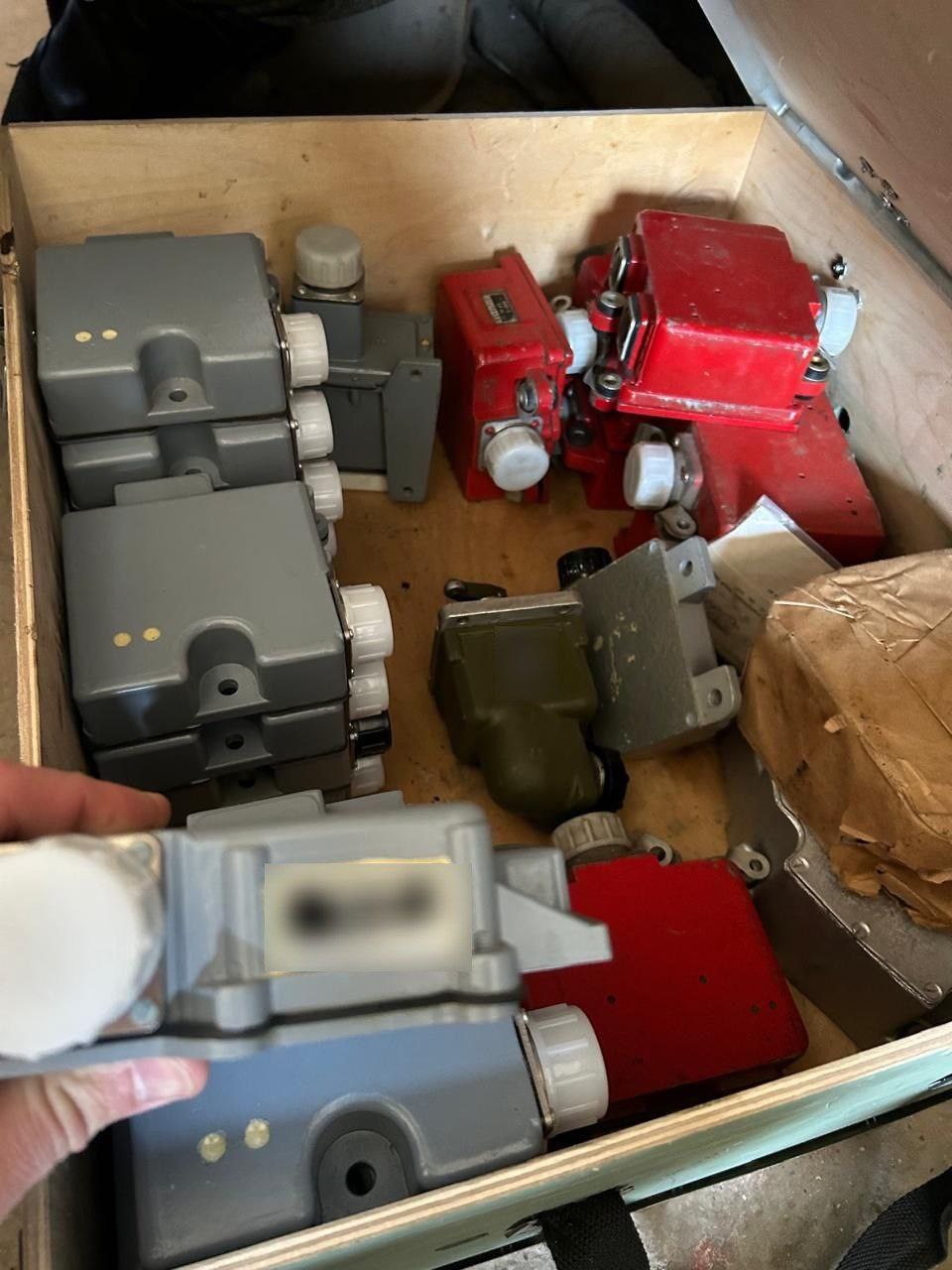 В Челябинской области задержанному в марте подозреваемому в контрабанде военного оборудования добавили обвинение по статье о незаконном обороте радиоактивных веществ В Челябинской области задержанному в марте подозреваемому в контрабанде военного оборудования добавили обвинение по статье о незаконном обороте радиоактивных веществ