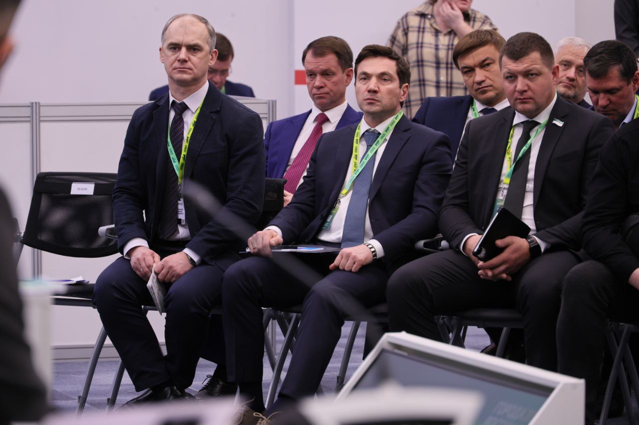 Представители ста городов УрФО обсудили вопросы поддержки ветеранов спецоперации