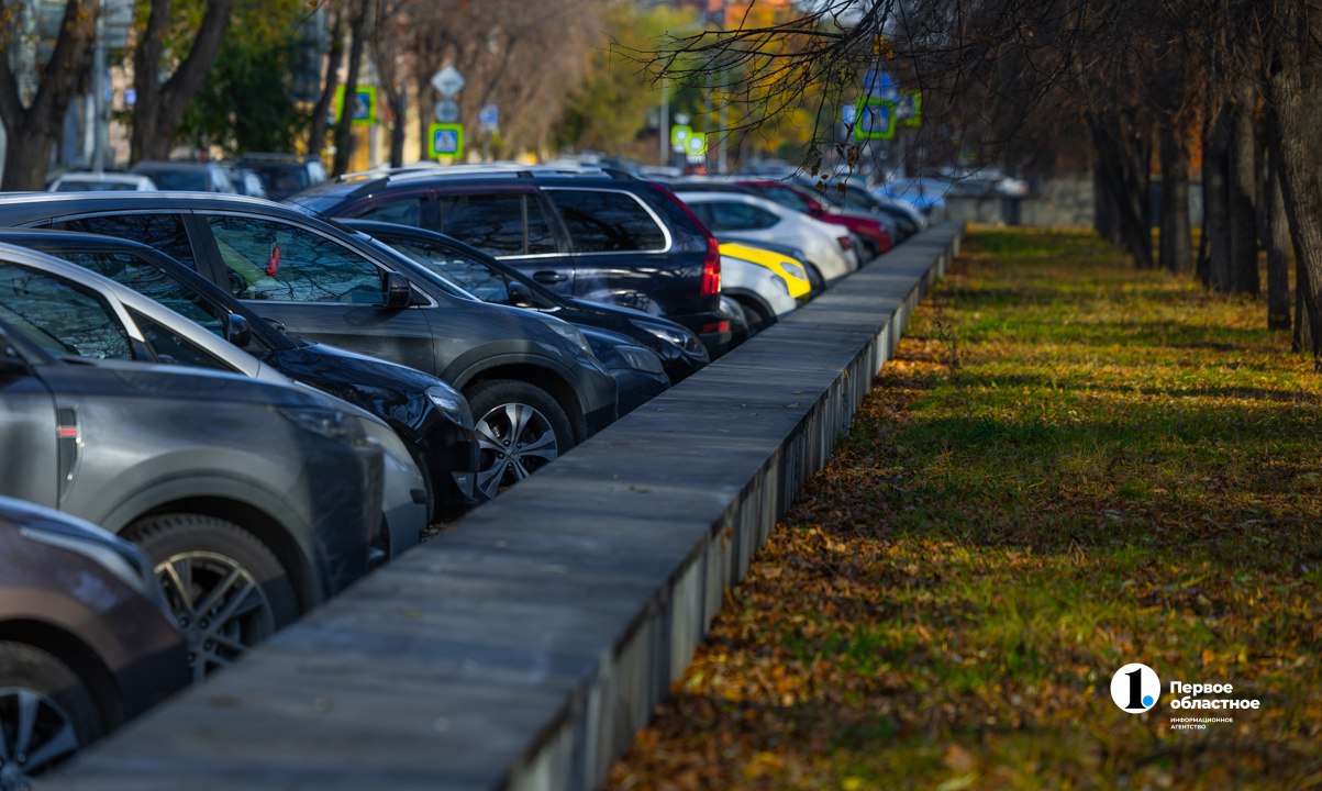 В Челябинске начали монтировать камеры для контроля на платных парковках