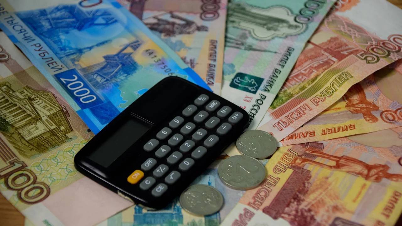 Нотариусы начали сообщать южноуральцам о долгах их умерших родственников