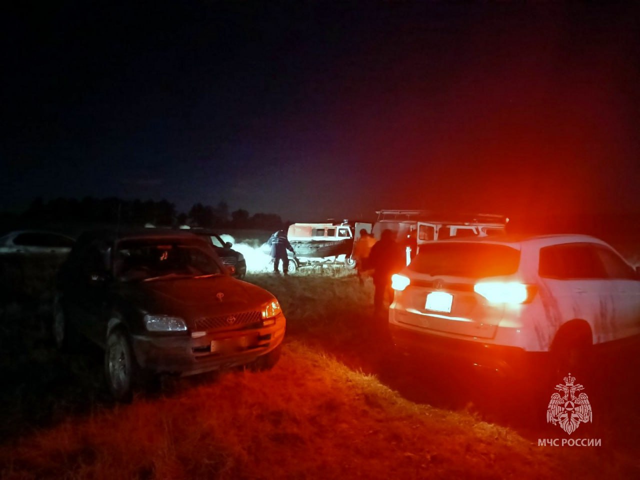 Уехав на рыбалку, отец и сын на связь больше не выходили Уехав на рыбалку, отец и сын на связь больше не выходили