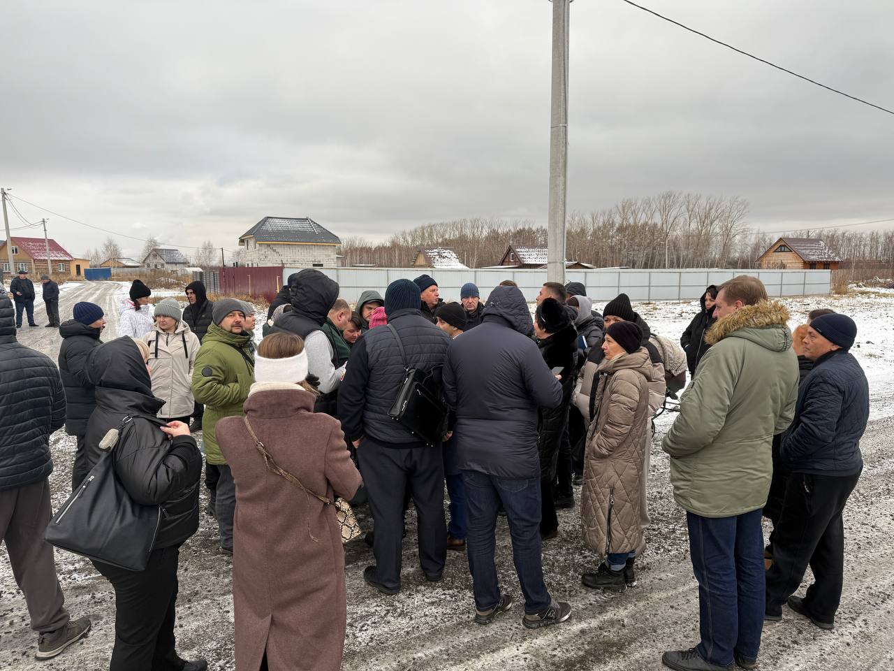 В поселке Развязка состоялась очередная встреча с жителями В поселке Развязка состоялась очередная встреча с жителями