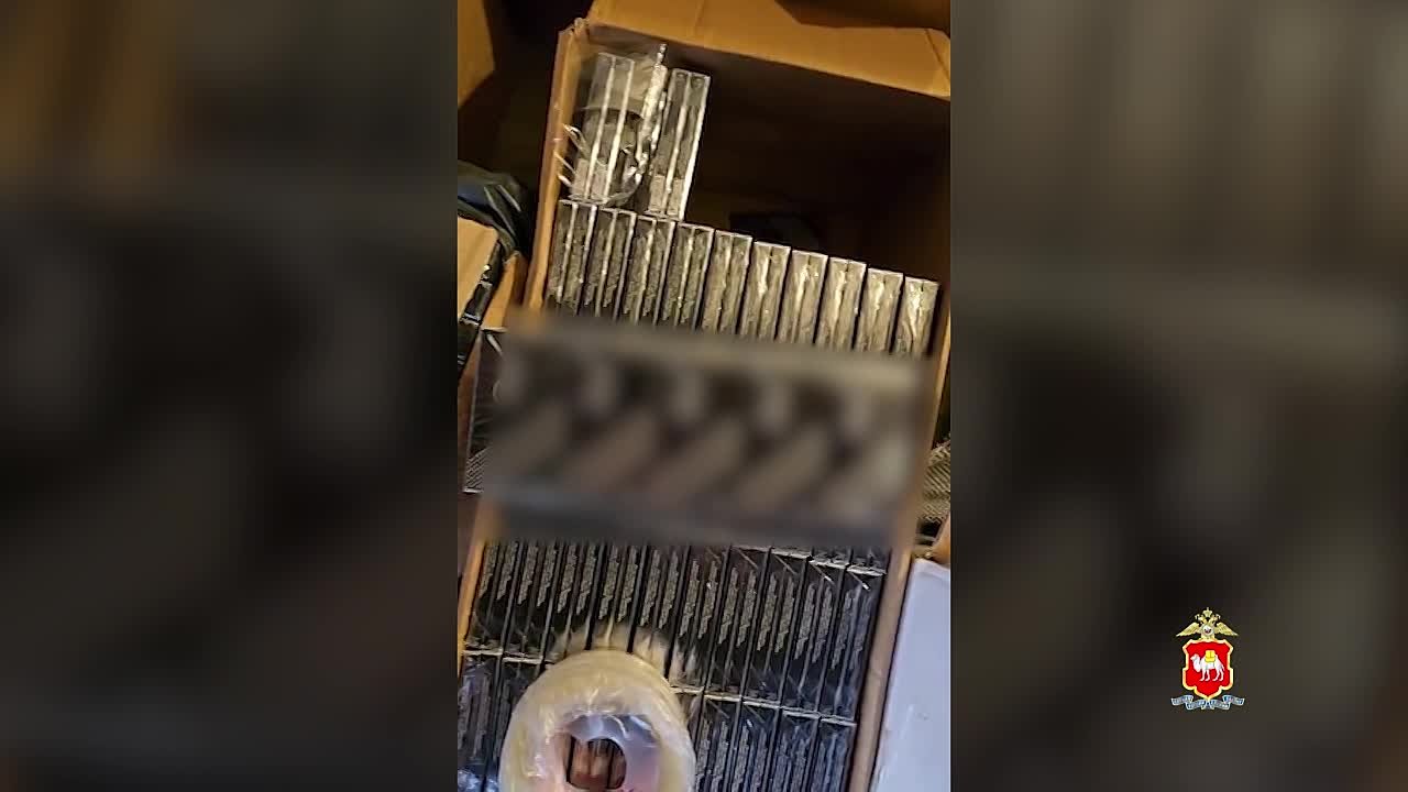 Смотрите наше оперативное видео с места изъятия запрещенной продукции оперативниками УЭБиПК