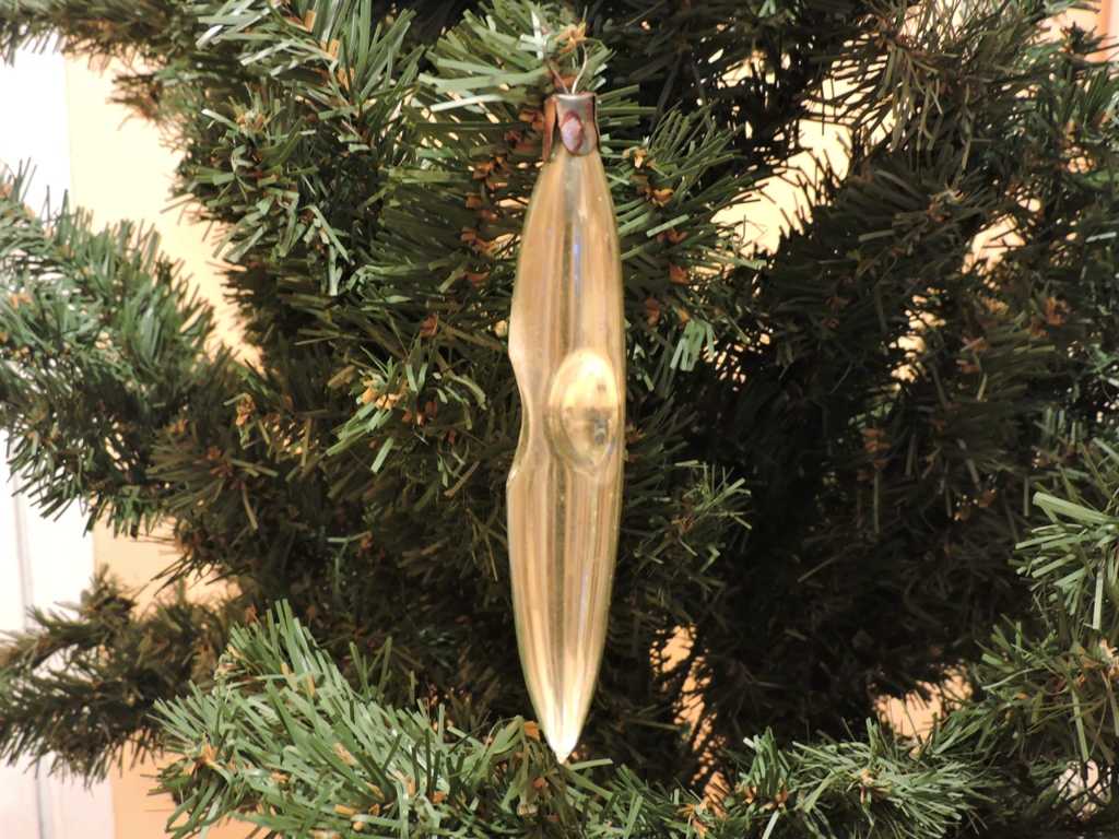 Коллекционер Фания Смирнова объяснила рост популярности советских новогодних игрушек Коллекционер Фания Смирнова объяснила рост популярности советских новогодних игрушек