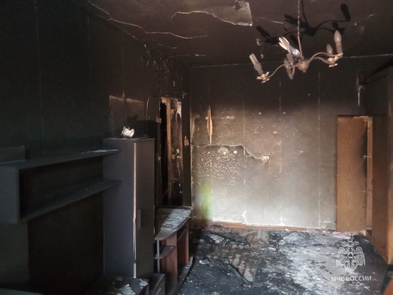 На пожаре в Челябинске спасён человек На пожаре в Челябинске спасён человек