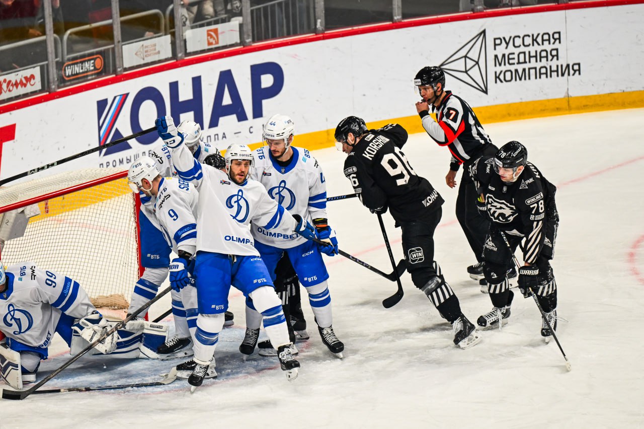 И снова поражение: «Трактор» с разгромным счетом проиграл московскому «Динамо» И снова поражение: «Трактор» с разгромным счетом проиграл московскому «Динамо»