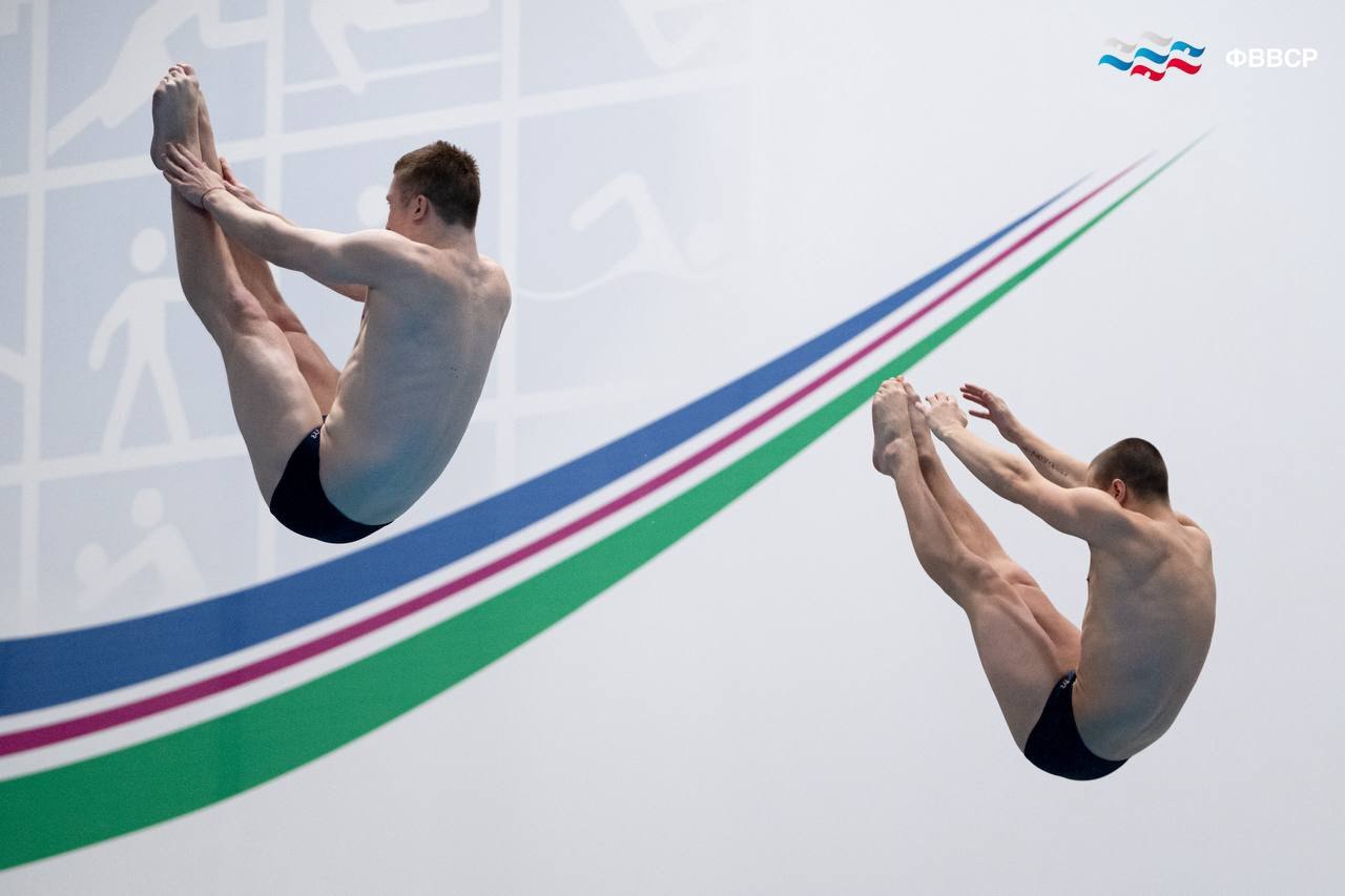 Челябинец Григорий Иванов завоевал золото на Суперфинале по прыжкам в воду Челябинец Григорий Иванов завоевал золото на Суперфинале по прыжкам в воду