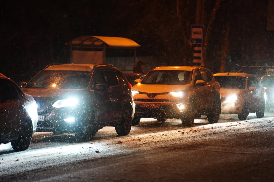 У челябинских водителей второе трудное утро подряд