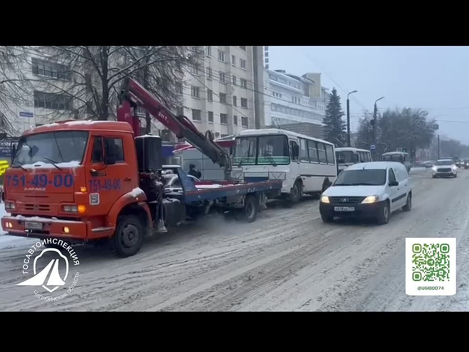 Две маршрутки № 129 с пассажирами сняли с рейса в Челябинске
