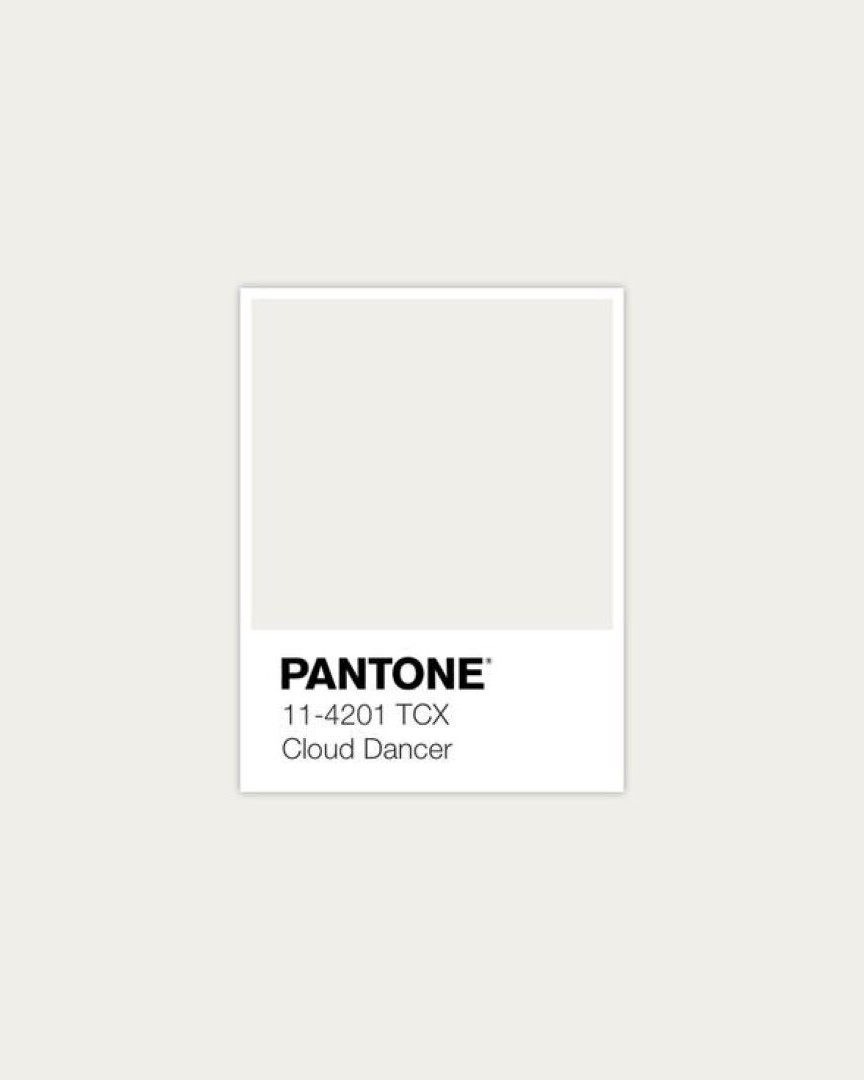 Если не знали, институт цвета Pantone выбрал цвет 2026 года — «облачный танцор» Если не знали, институт цвета Pantone выбрал цвет 2026 года — «облачный танцор»