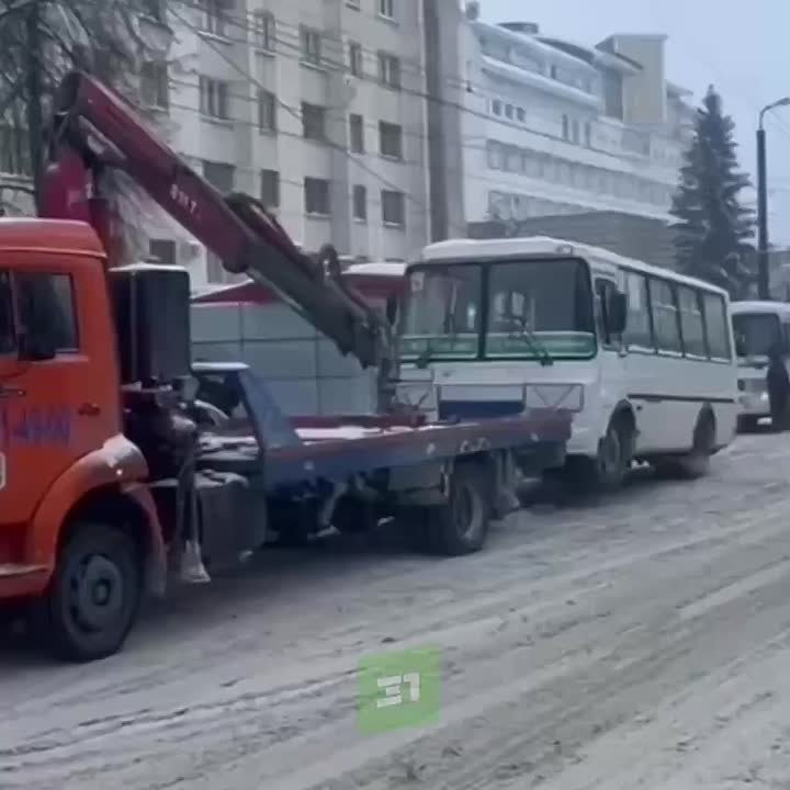 №129 маршрут Копейск-Челябинск едва на остался без автобусов