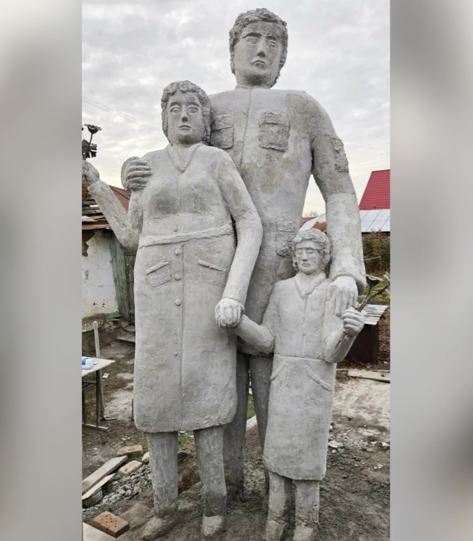 Анатолий Кузичев: Сама идея поставить памятник семьям бойцов СВО — прекрасная