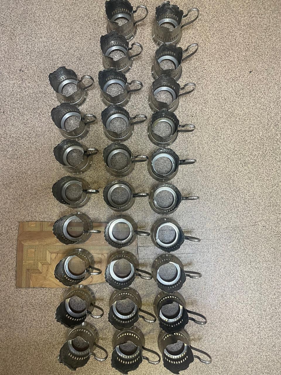 В Челябинске за хищение со склада крупной партии фирменных подстаканников перед судом предстанет работник вагонного депо В Челябинске за хищение со склада крупной партии фирменных подстаканников перед судом предстанет работник вагонного депо