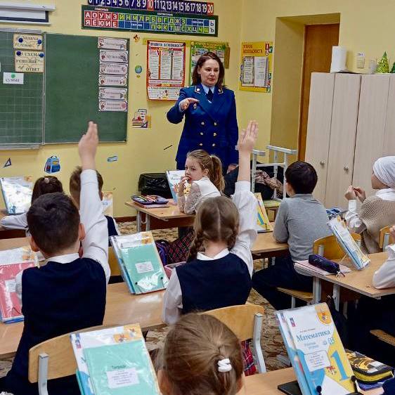 Природоохранные прокуроры провели просветительские мероприятия в Международный день прав животных