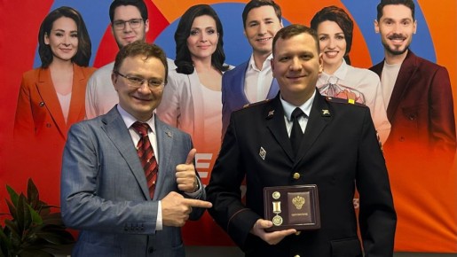 Челябинский полицейский подарил незнакомому ребенку шанс на жизнь, став донором костного мозга