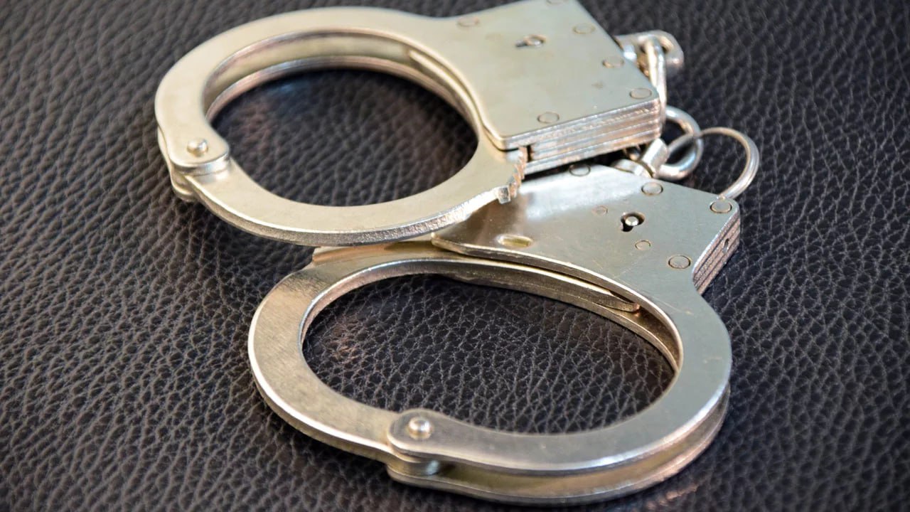 Челябинская студентка стала курьером мошенников и забрала у пенсионерки 600 тысяч