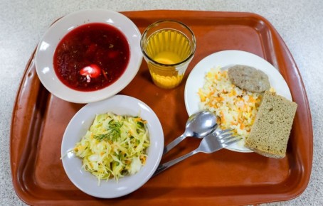 Психотерапевт Полина Сергеева назвала главные признаки нервной анорексии