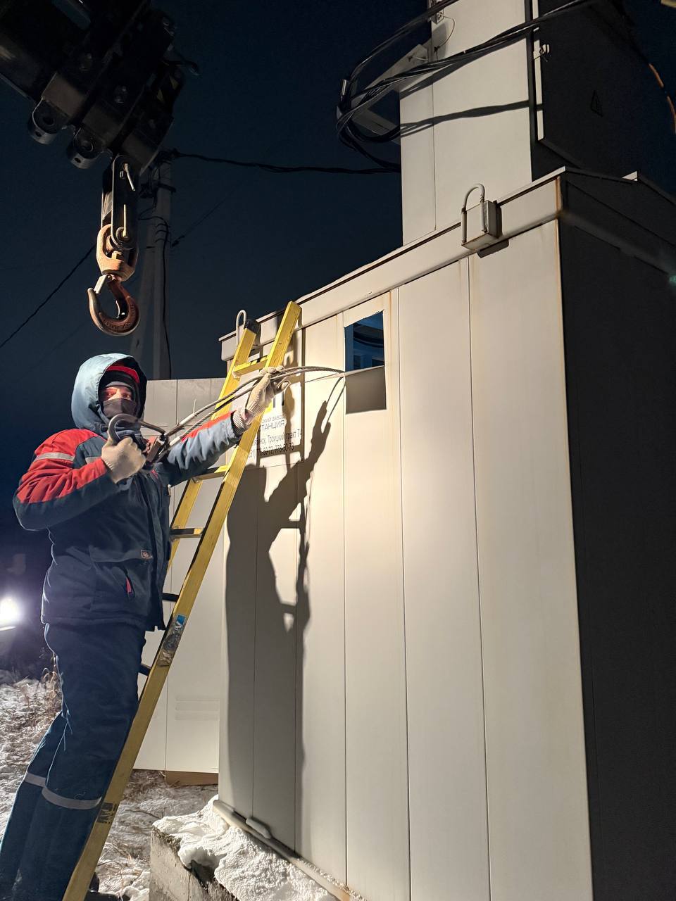 Да будет свет! Энергетики восстановили электроснабжение в деревне Ключи! Да будет свет! Энергетики восстановили электроснабжение в деревне Ключи!