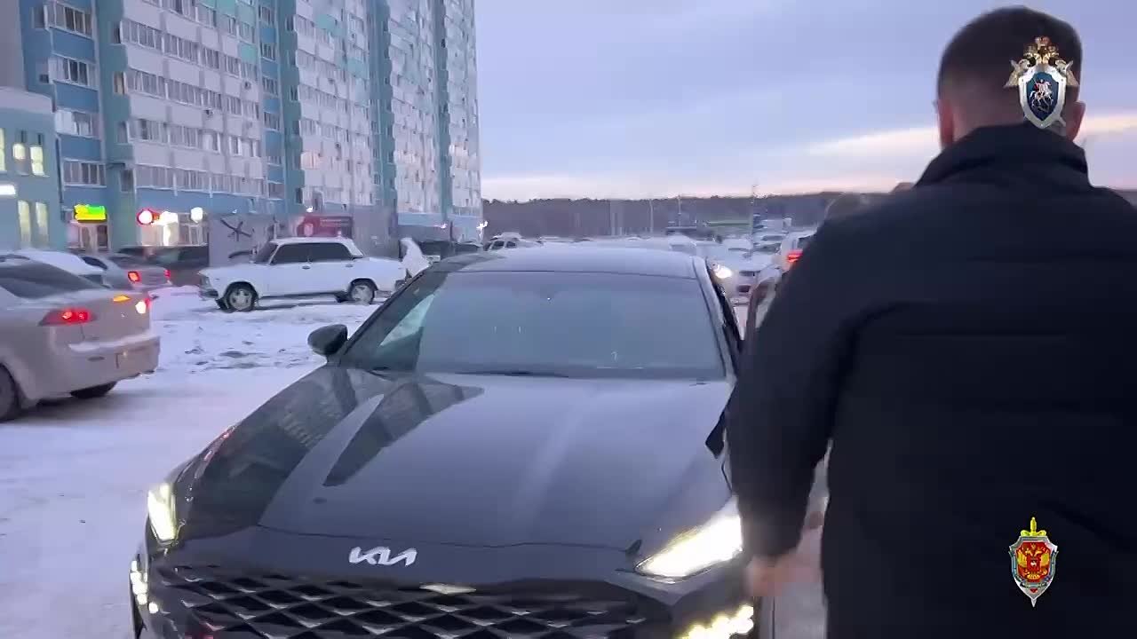 В Челябинской области за крупную взятку задержали начальника отдела закупа