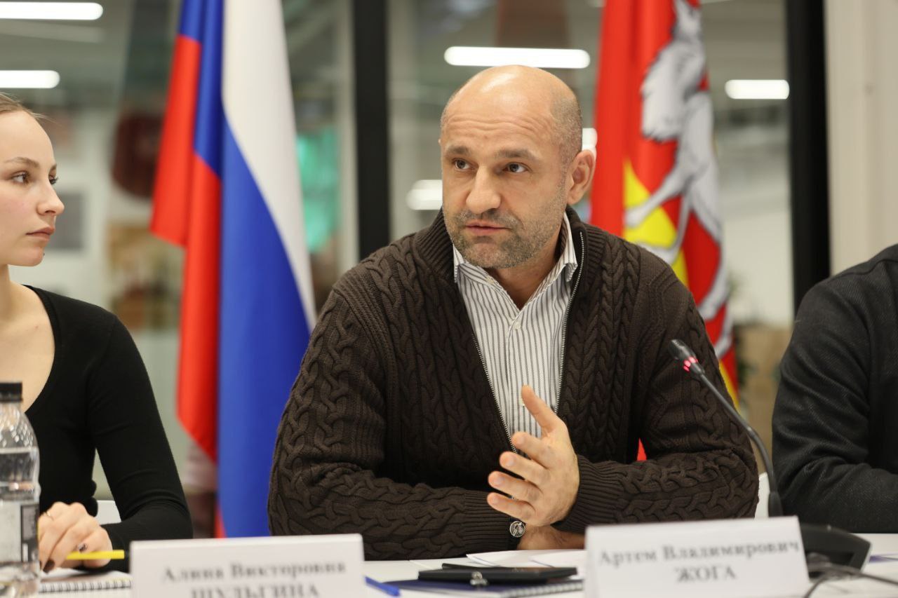 Артём Жога: 30 молодых и инициативных, которые будут строить будущее Уральского федерального округа Артём Жога: 30 молодых и инициативных, которые будут строить будущее Уральского федерального округа