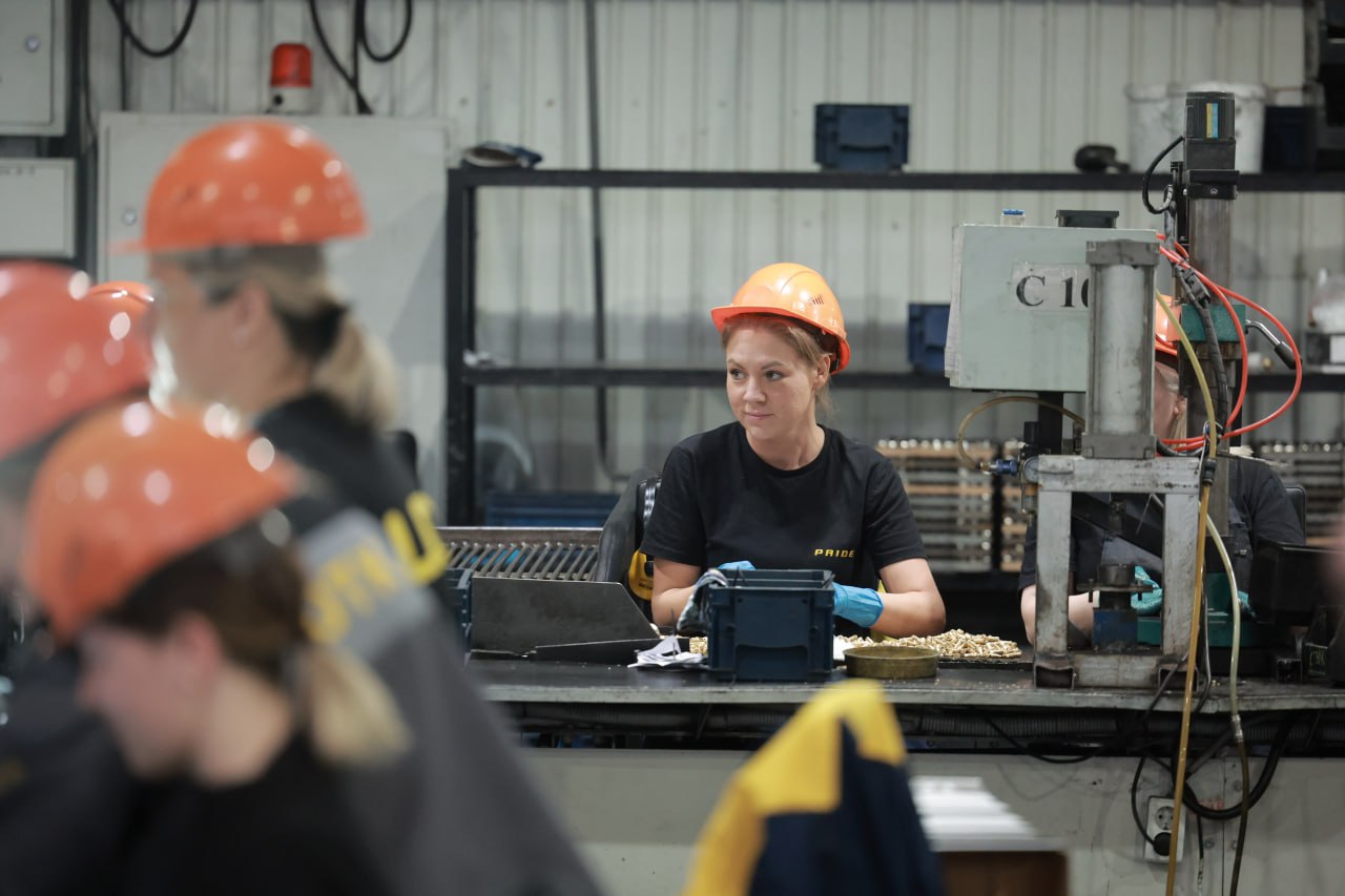 Артем Жога и Алексей Текслер посетили челябинский завод «ЛД Прайд» Артем Жога и Алексей Текслер посетили челябинский завод «ЛД Прайд»