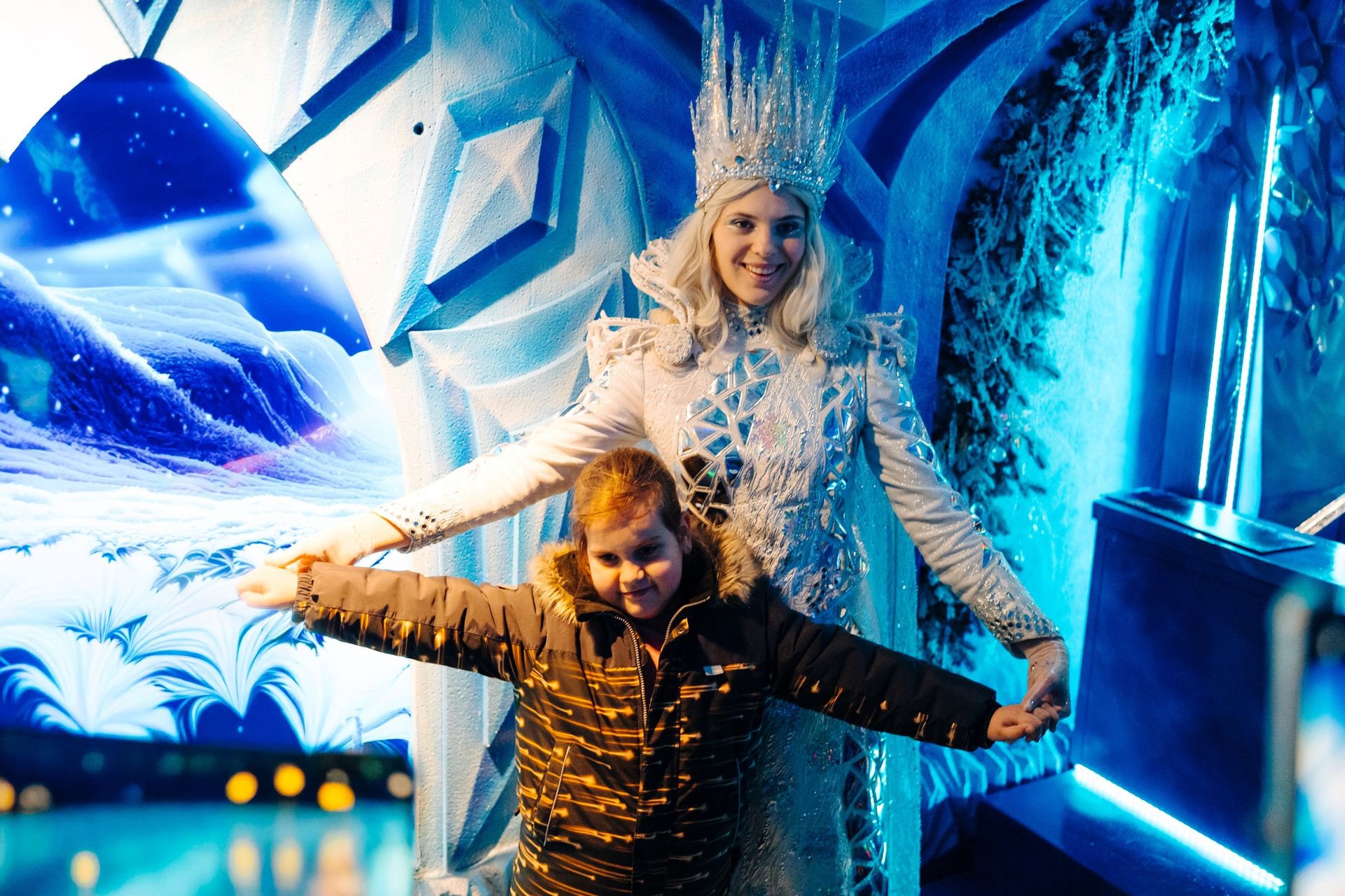 Праздник к нам приходит: в Челябинск прибыл поезд Деда Мороза из Великого Устюга Праздник к нам приходит: в Челябинск прибыл поезд Деда Мороза из Великого Устюга