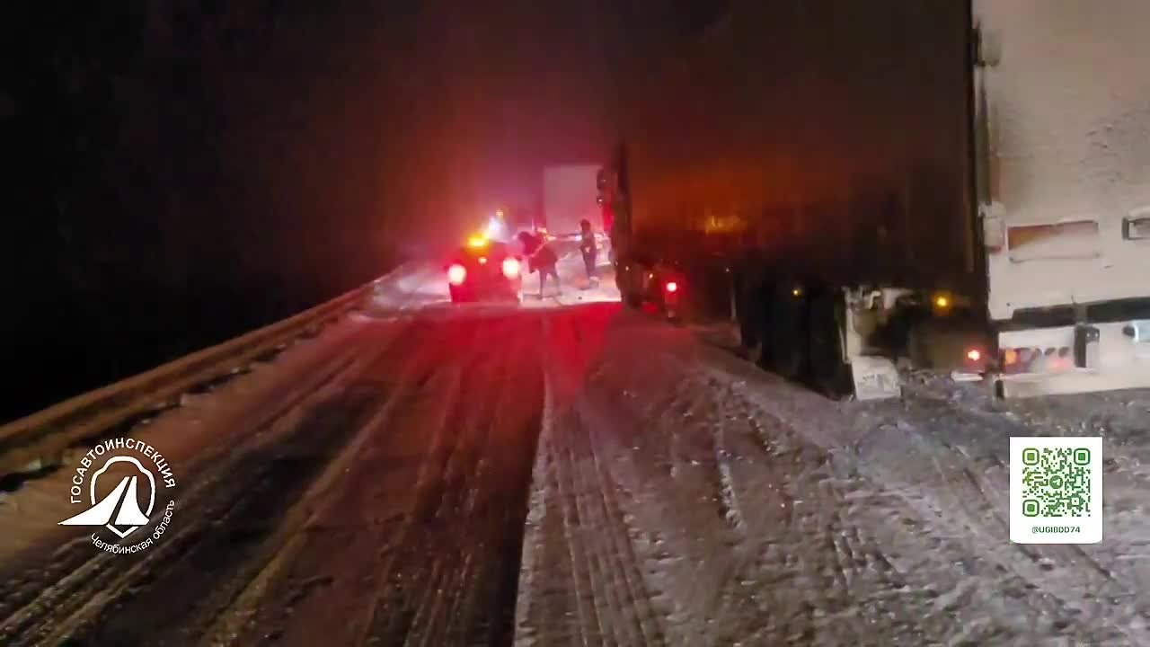 Внимание, водители! Снегопад затрудняет движение на трассе М-5