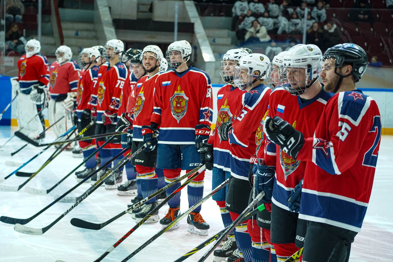 В Челябинске дан старт Офицерской хоккейной лиге В Челябинске дан старт Офицерской хоккейной лиге