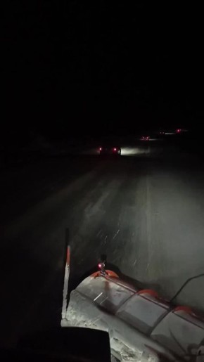 Внимание, водители!. Введенные ранее ограничения на федеральной трассе М-5 «Урал» в связи с непрекращающимся сильным снегопадом продлеваются до 08.00 (время местное) 16 декабря