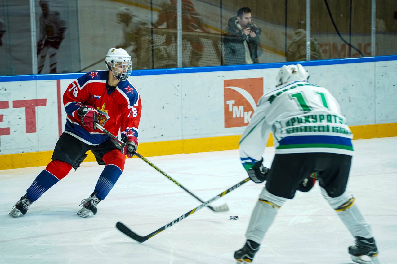 В Челябинске дан старт Офицерской хоккейной лиге В Челябинске дан старт Офицерской хоккейной лиге