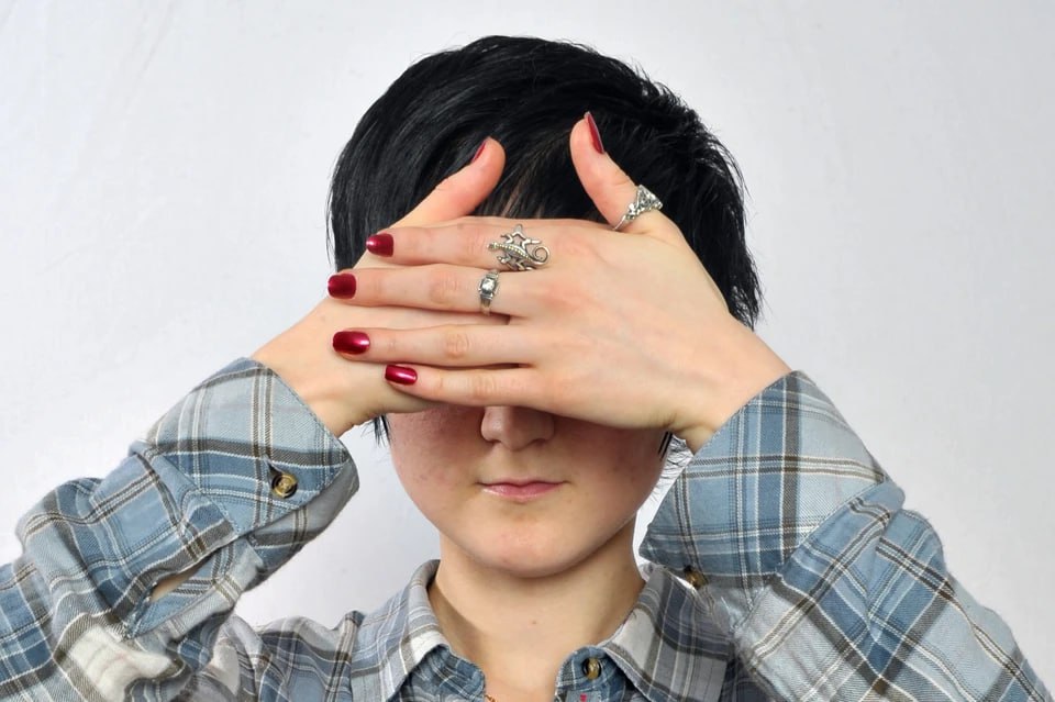 От батона до чего? В Челябинске собрали экспертов, чтобы угадать неприличное слово в рекламе