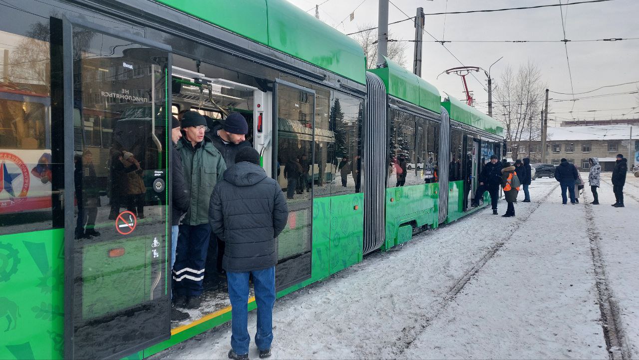 Метровагоны тестируют в Челябинске Метровагоны тестируют в Челябинске