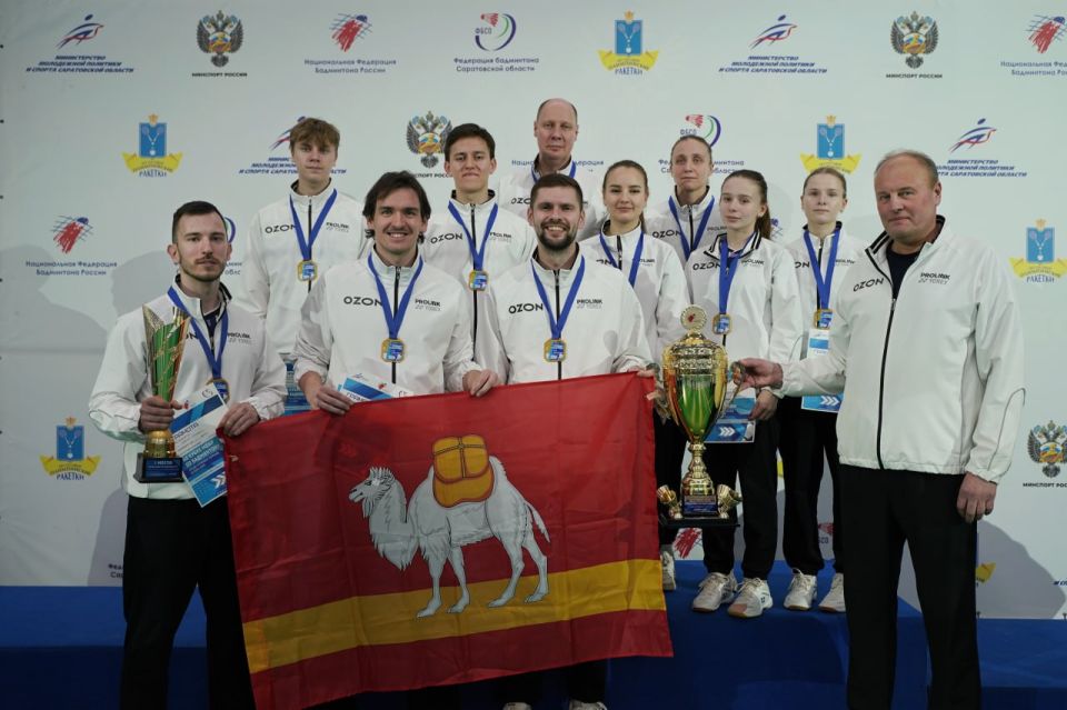 Челябинский клуб «Метеорит» первый раз в истории завоевал переходящий Кубок Национальной Федерации Бадминтона России