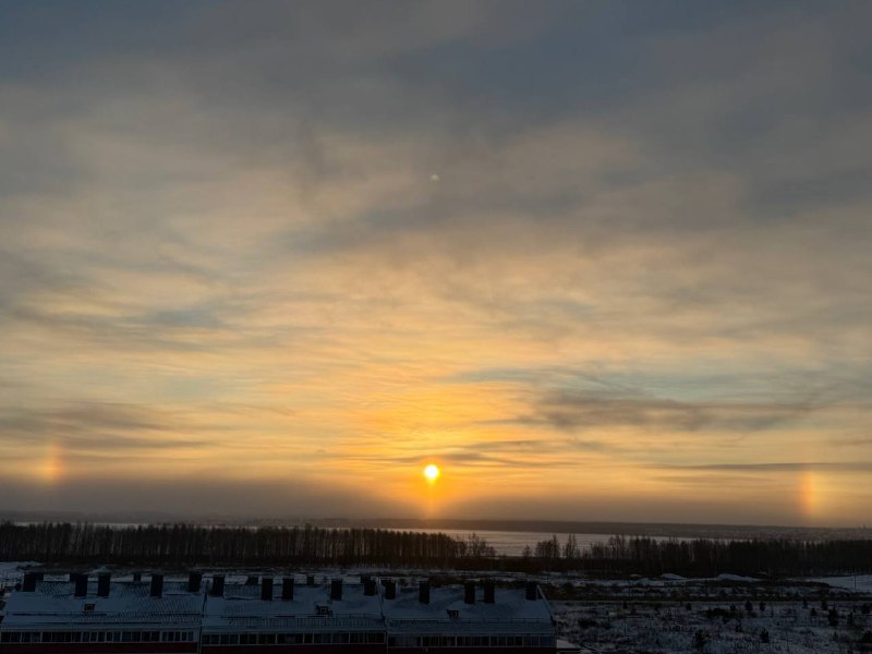 Такой вот зимний сюрприз! Читатель КП-Челябинск поделился снимком морозного рассвета Такой вот зимний сюрприз! Читатель КП-Челябинск поделился снимком морозного рассвета