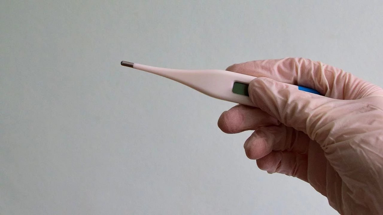 Сезон ОРВИ и гриппа: как защитить себя в разгар простуды, рассказали челябинцам