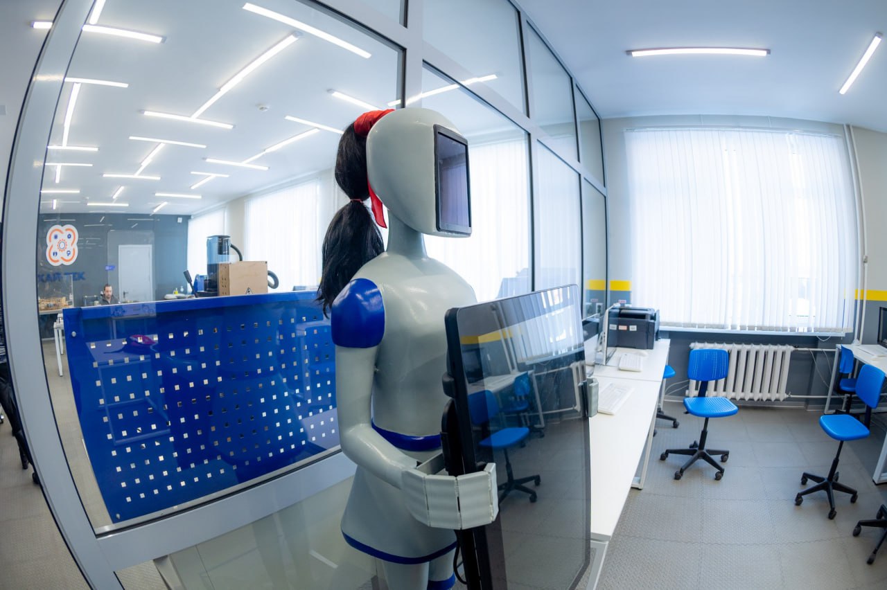 Южноуральские школьники стали победителями первой олимпиады по робототехнике