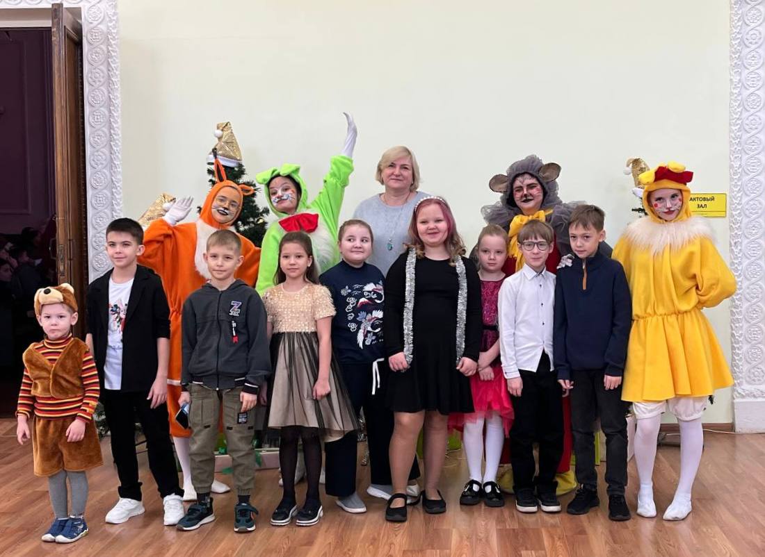 В Копейске прошла новогодняя елка для одаренных детей