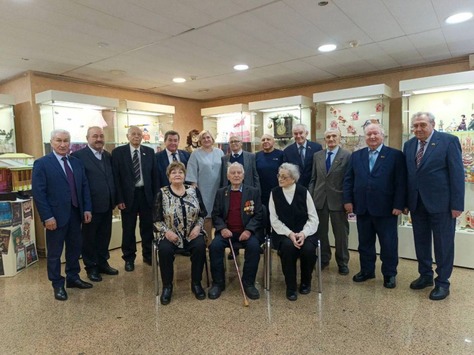 � �������� ������ ����� �������� �������