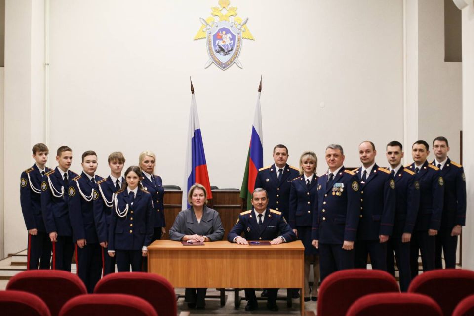 В Челябинске подписано соглашение об открытии профильных кадетских классов Следственного комитета России в школе № 47 им. В.П. Пустового
