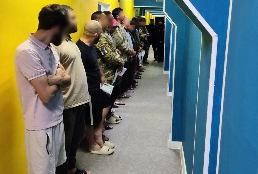 Челябинские полицейские пресекли нарушение миграционного законодательства при проверке хостела