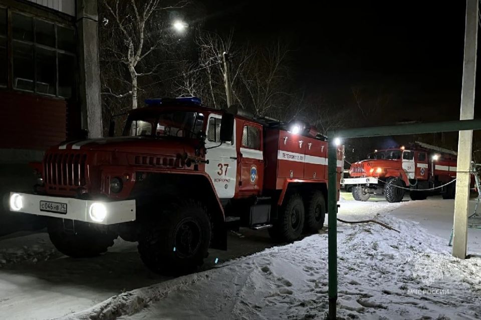 В Коркино на пожаре пострадали подросток и пожилая женщина
