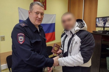 Саткинские полицейские помогли участнику СВО восстановить сгоревший паспорт