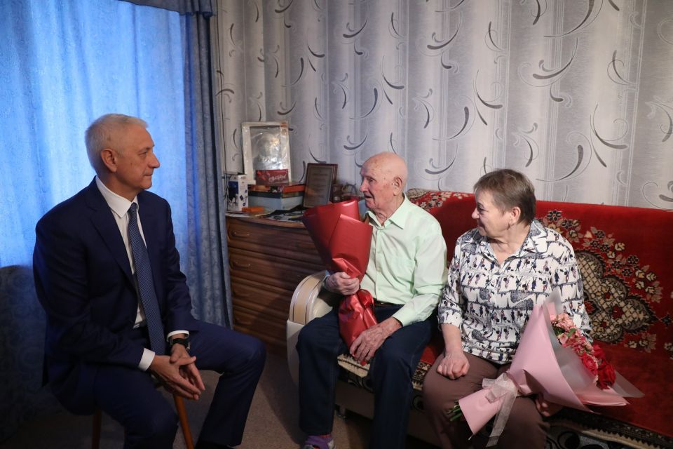 ������� ������. �������� ������� ������������� ����� ������� �������������� �������� ����������� 100 ���